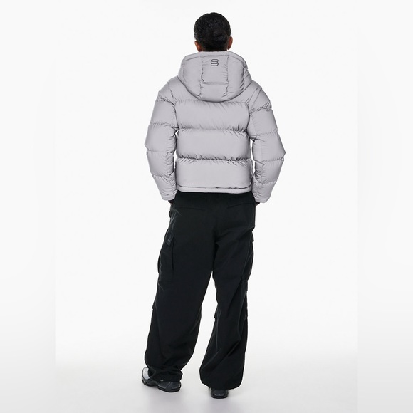 ARITZIA  The Super Puff™ Shorty Reflective - Picture 4 of 15